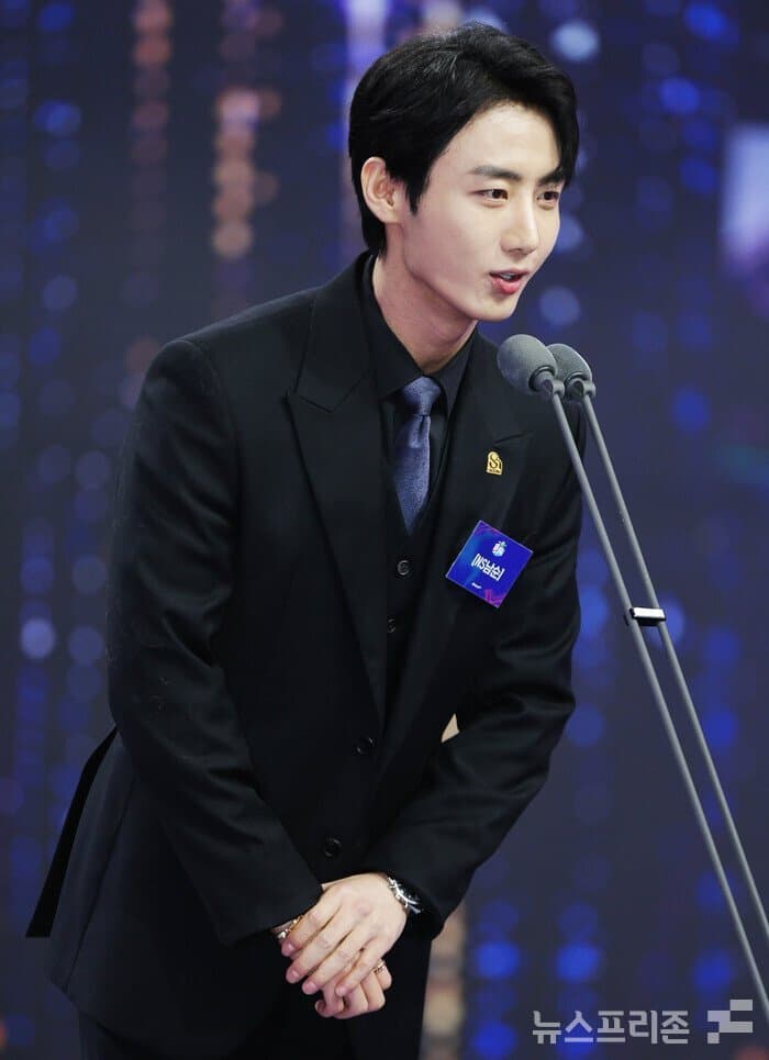 19952003_0.jpg