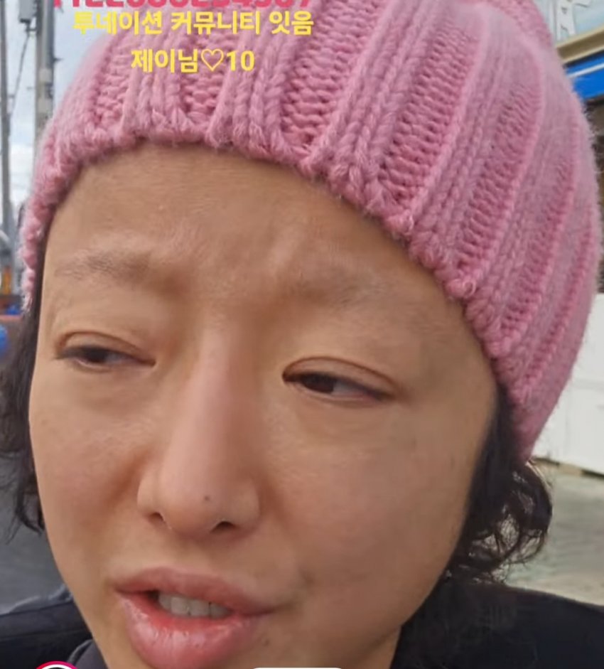 1043594_0.jpg